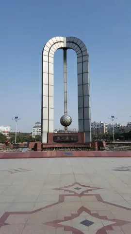 五一广场现场照片 9