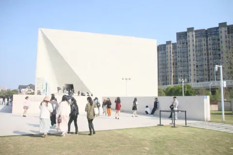 谢子龙影像艺术馆现场照片 7