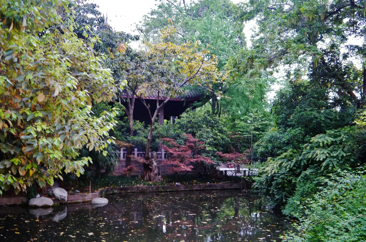 On-site photo 2 of Jin Li