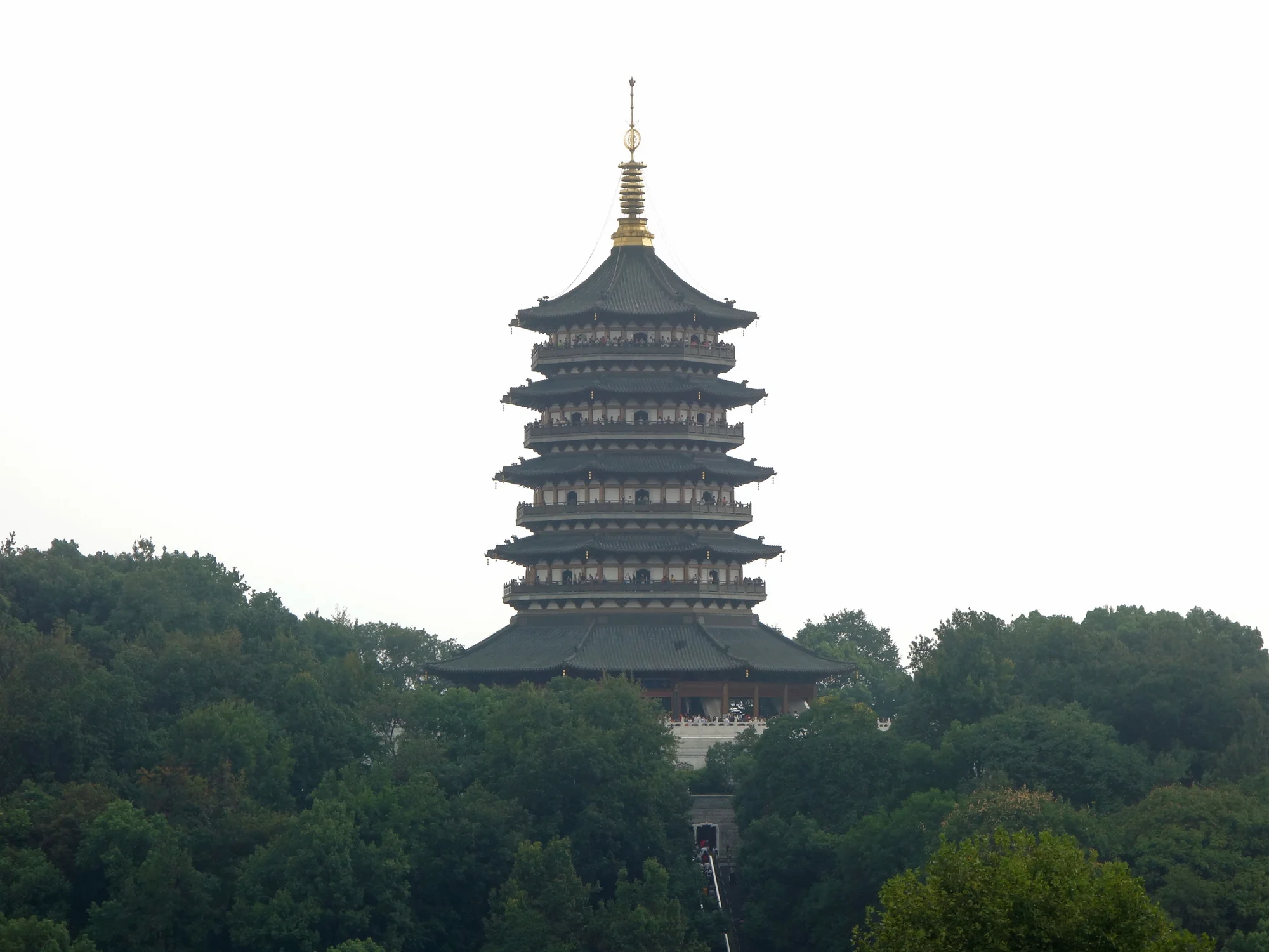 雷峰塔现场照片 3