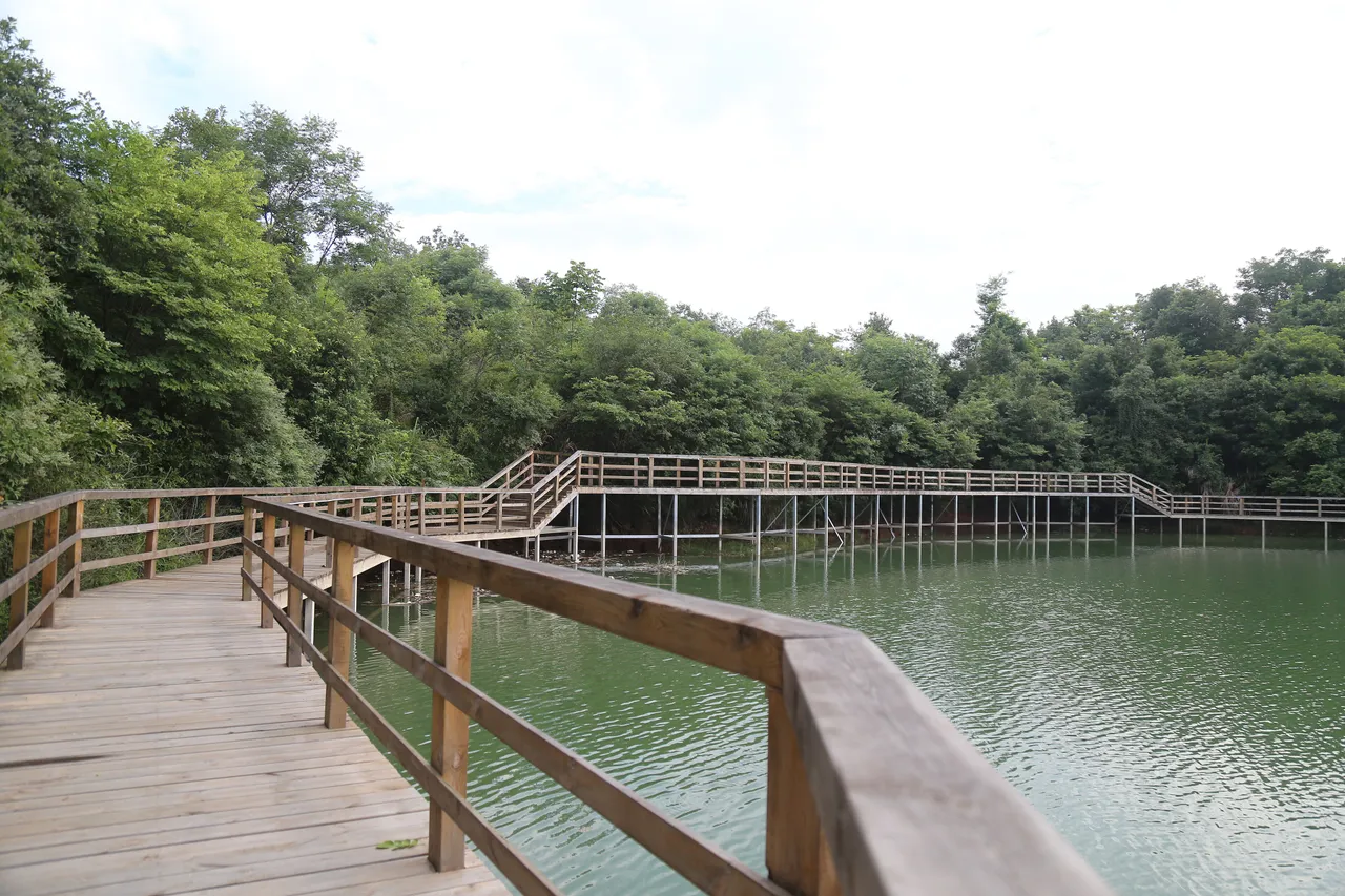 On-site photo 5 of Lu Shan Xi Hai