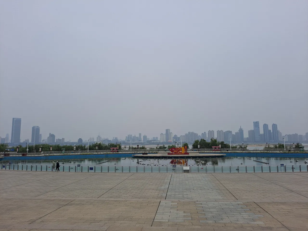 秋水广场现场照片 1