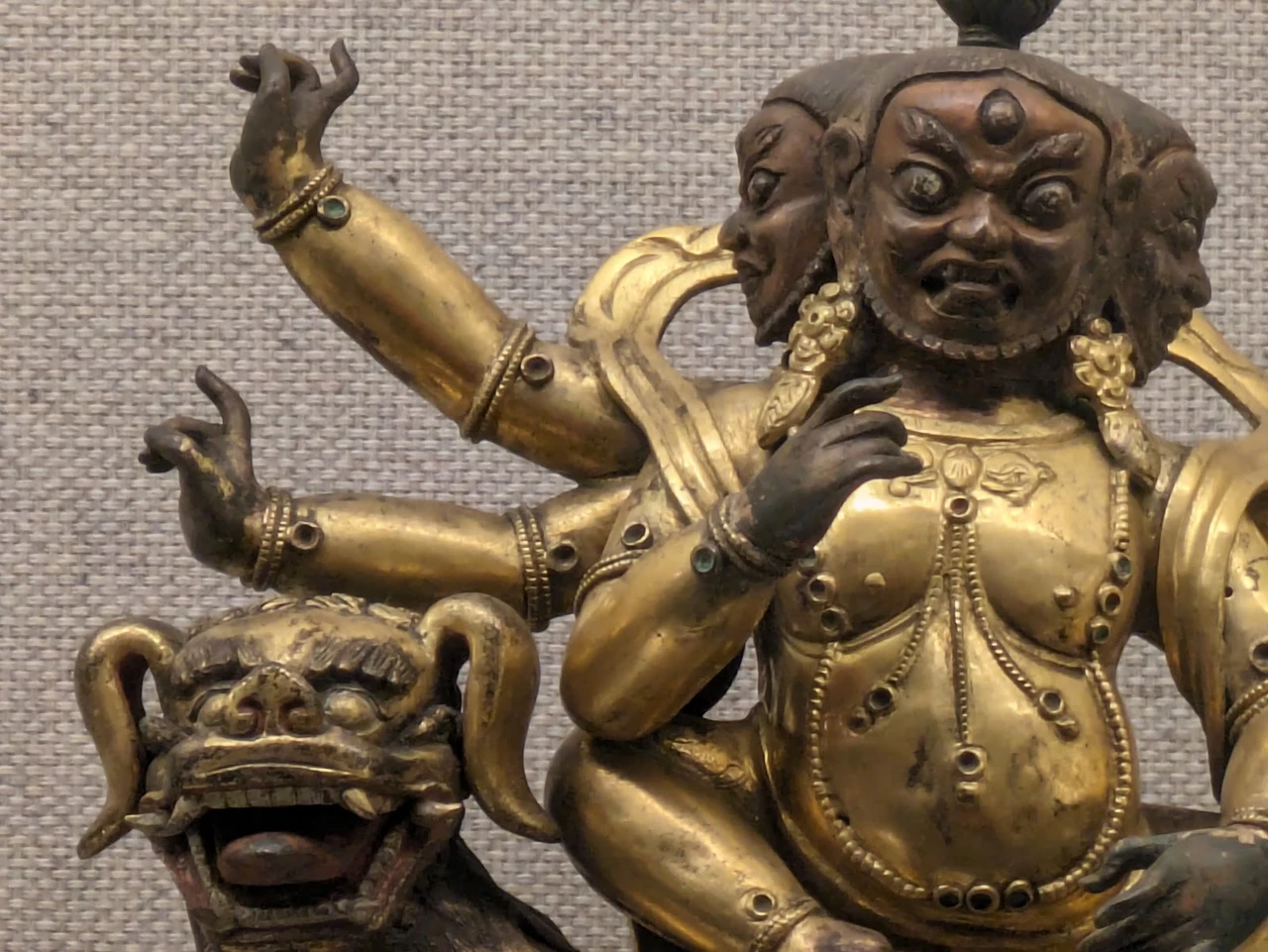 On-site photo 4 of Shang Hai museum Dong Guan