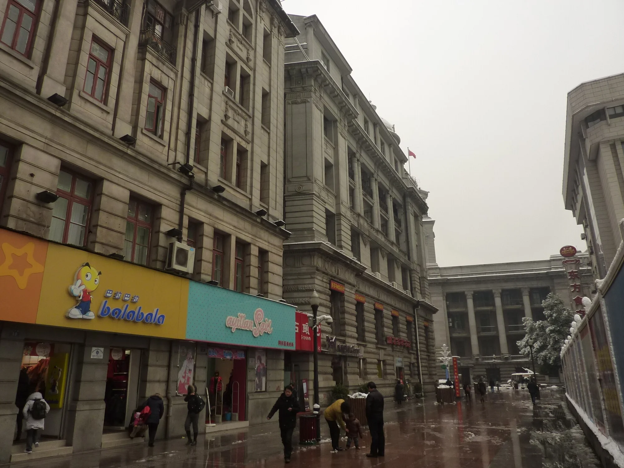 江汉路步行街现场照片 3