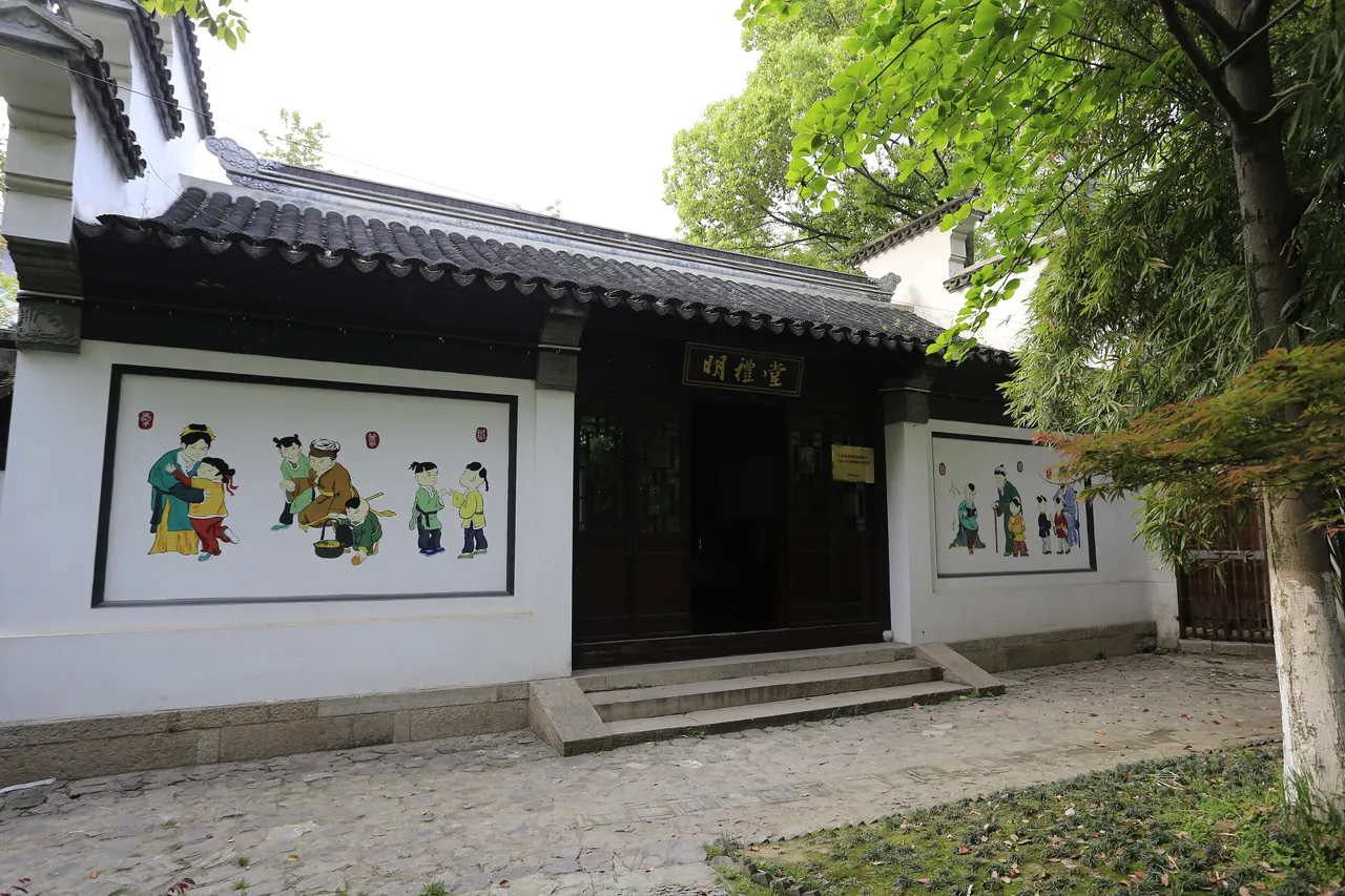On-site photo 4 of Dong Lin Shu Yuan