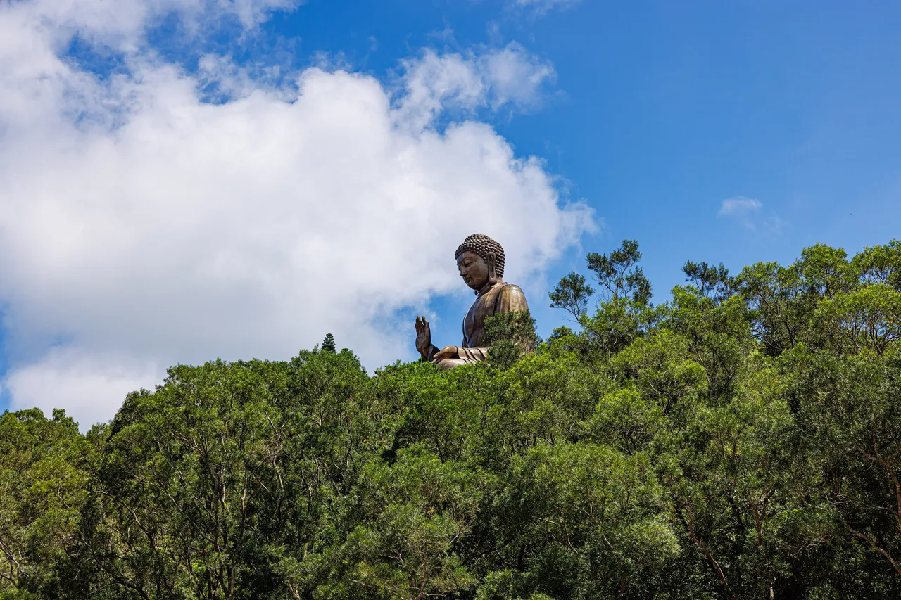 On-site photo 2 of Tian Tan Da Fu